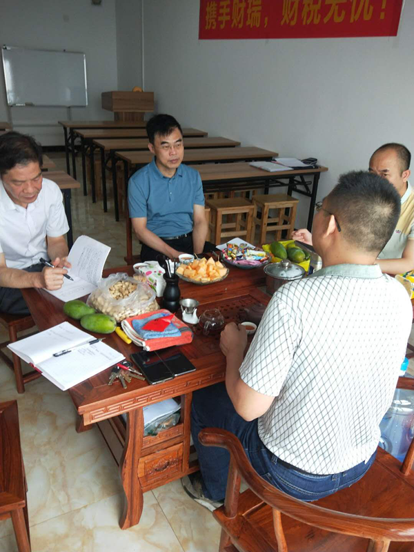 广西区税务局、广西区税务师协会领导到广西财瑞税务师事务所开展走访调研